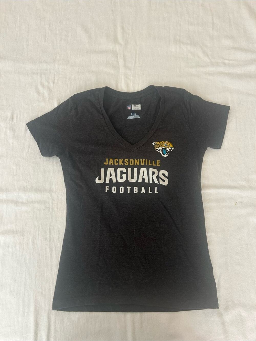 NFL Team Apparel Jacksonville Jaguars Football Women’s Small Black V Neck